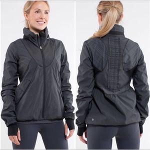 Lululemon Run Hustle Jacket Stripe Ruched Black Jacket 8 Womens Full Zip